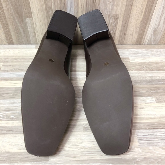 Liz Baker | Brown Leather Slip On Loafers 8.5M - Picture 5 of 5